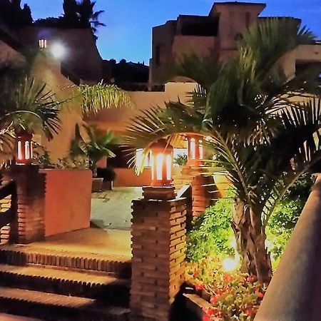 Elegant 2Br Apartment Puerto Banus Marbella Just 12 Minutes Away By G00Giemaps Estepona Eksteriør billede