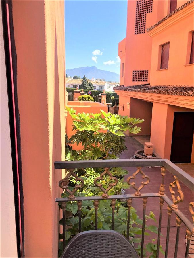Elegant 2Br Apartment Puerto Banus Marbella Just 12 Minutes Away By G00Giemaps Estepona Eksteriør billede
