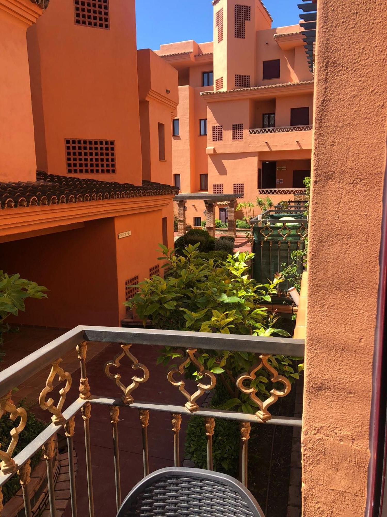 Elegant 2Br Apartment Puerto Banus Marbella Just 12 Minutes Away By G00Giemaps Estepona Eksteriør billede